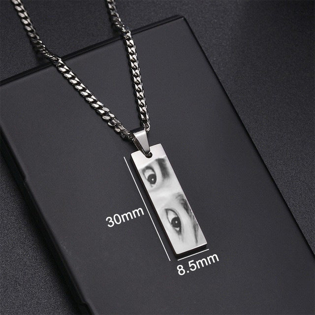 EyeCatcher Necklace