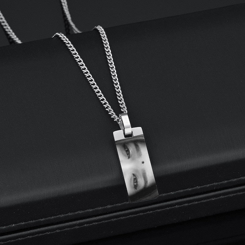 EyeCatcher Necklace